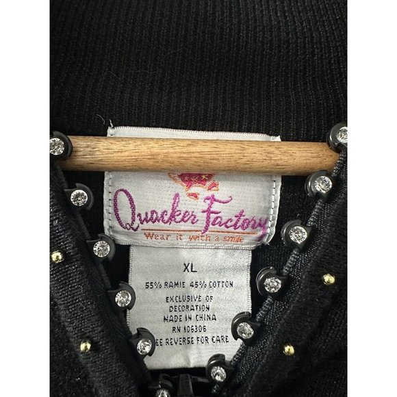 Quacker Factory Black Embellished Holly Berry Cardigan Zip Sweater Set Size XL - Picture 7 of 16